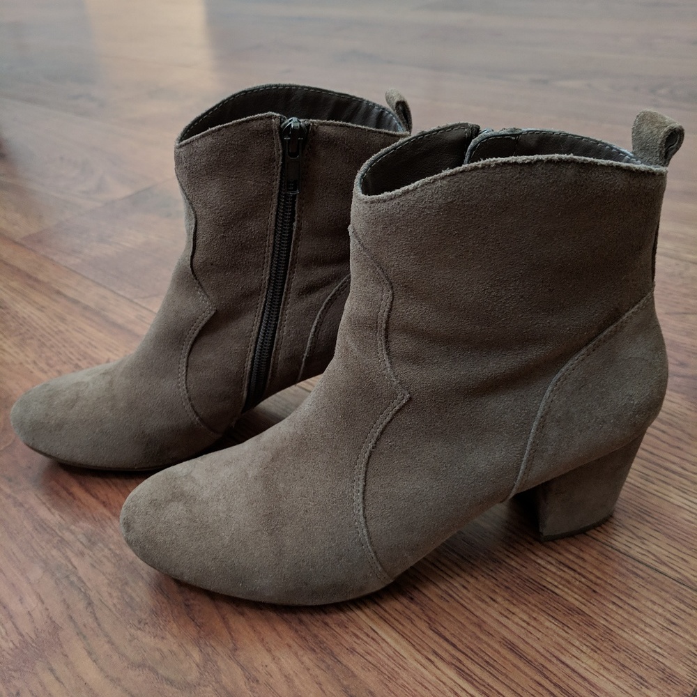 Steve Madden Hunniie Boot